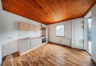 Großzügige Wohnung mit Terrasse in zentraler Lage von Horn by Lifestyle Properties GmbH