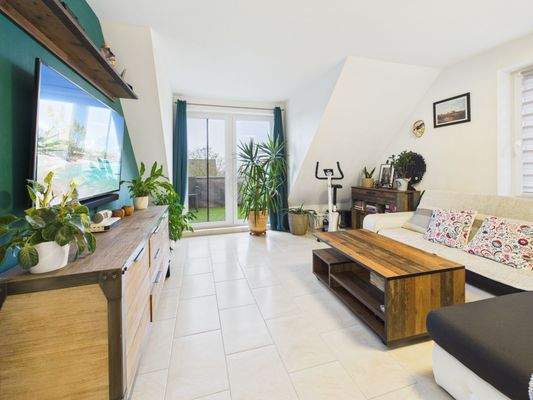 Wohnzimmer (DG-rechts)