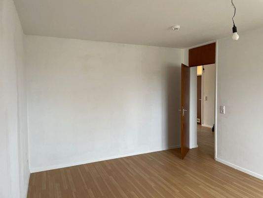 Zimmer rechts (3).jpeg