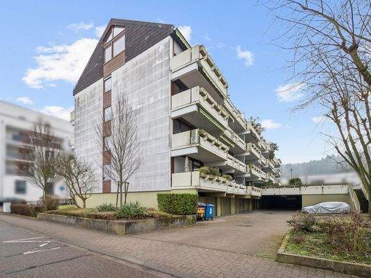 Wohnanlage mit Einfahrt TG