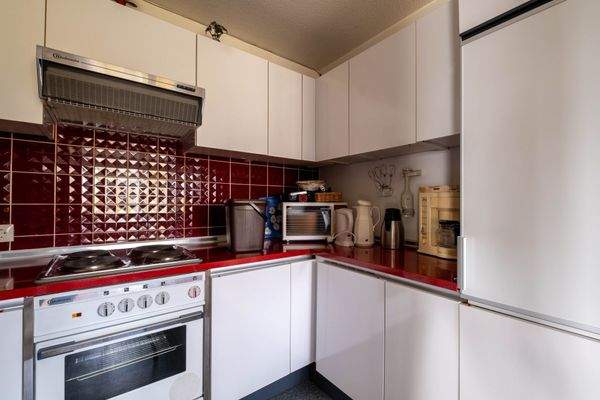 Küche bei Essbereich