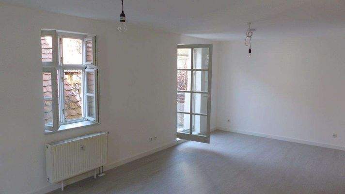 ....mit Zugang zum Balkon