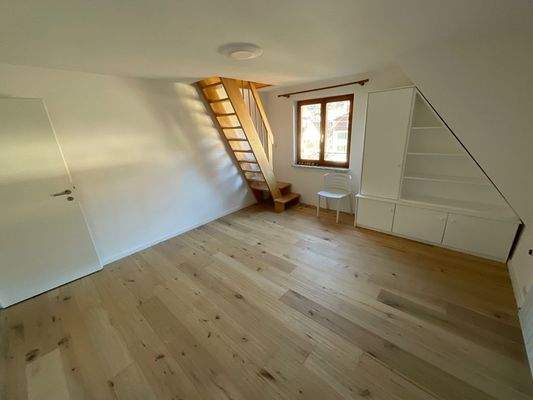 Kinderz od Schlafz mit Aufgang Dachspitz