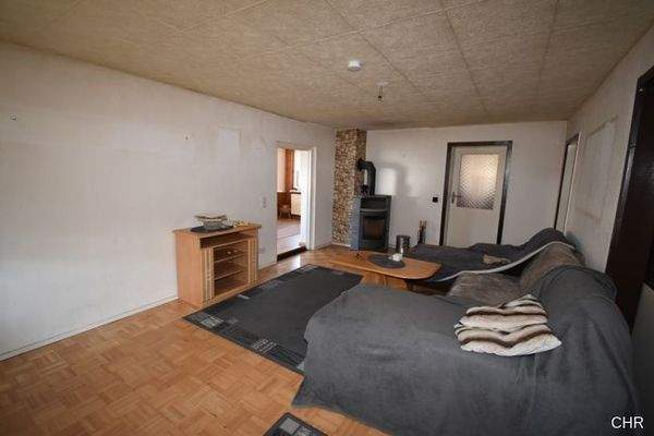 Wohnzimmer mit Kamin