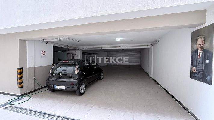 Brand-New Apartment in with Parking Near the Metro in İzmir Karşıyaka