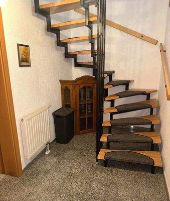 KG_Treppe ins Erdgeschoss