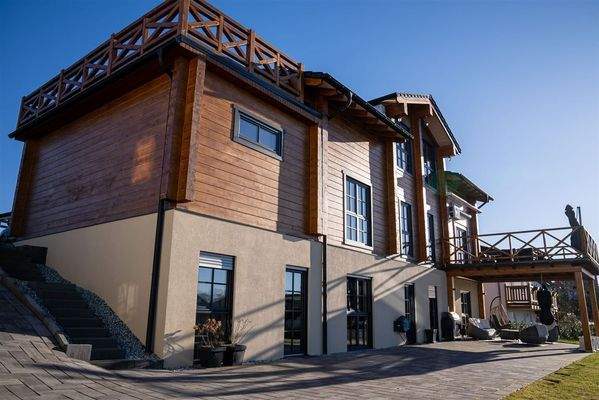 Blockhaus-Villa mit Fernblick