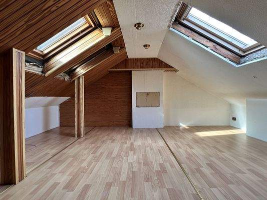 Dachgeschosszimmer (ohne Heizung)