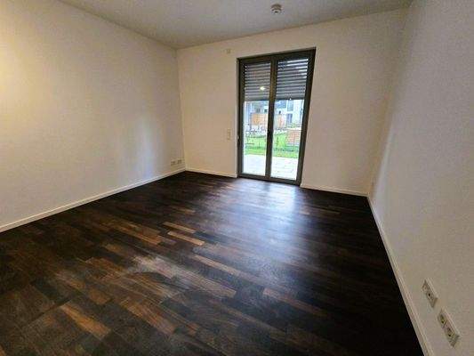 Wohnzimmer, elektr. Jalousien