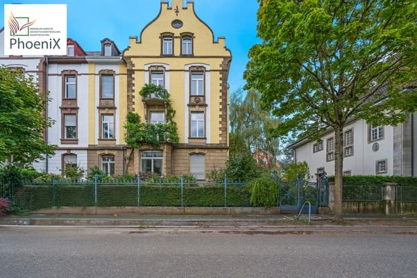 Straßenansicht - Fassade