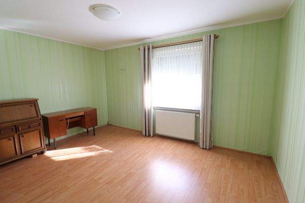 Schlafzimmer 2 EG