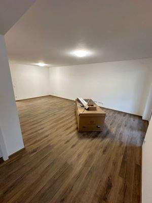 Groß (20260319_065747366_iOS).jpeg