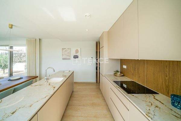 Elegant Villas with Pools in Vistabella Golf Resort