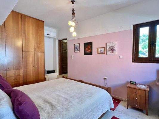 Kreta, Latsida: Charmantes Dorfhaus mit Garten zu verkaufen