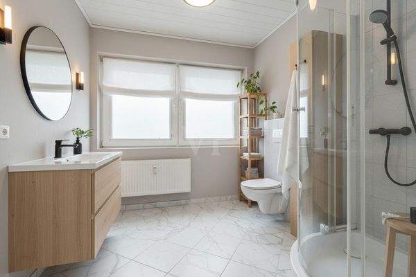 Homestaging EG Familienbad