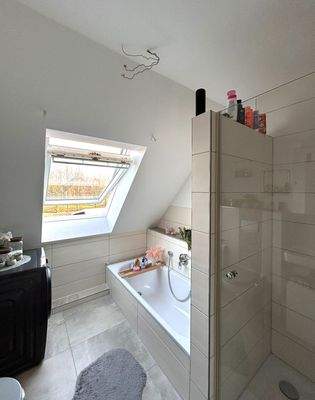 Badezimmer Ansicht 1