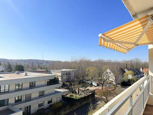 Westbalkon mit Blick auf dem Fernsehturm