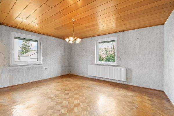  Im EG hat das Wohnzimmer viel Potenzial