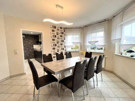 ... Essbereich mit Zugang ...