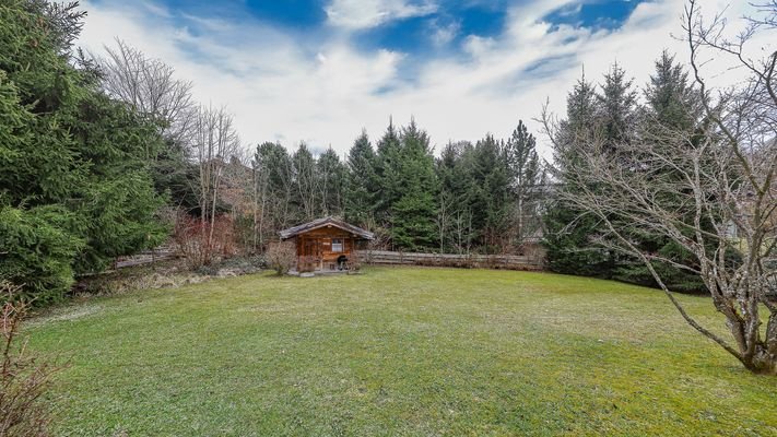 KITZIMMO-Baugrundstück mit Altbestand in Toplage auf der Bichlalm - Immobilien Kitzbühel.