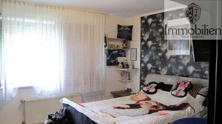 Schlafzimmer OG