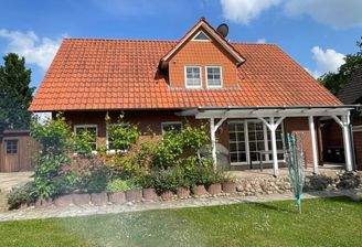 Zwei.F. - Gartenblick links