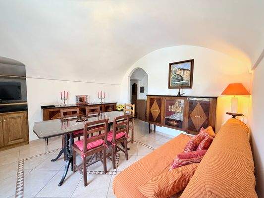 DA_1022_05_TERRA ITALIA IMMOBILIEN_REAL ESTATE_DOL