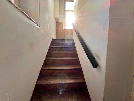 Treppenhaus nach UG 1 