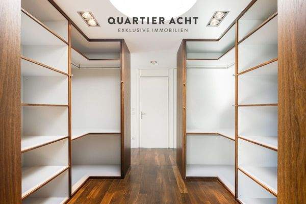 QVIII - Masterbereich