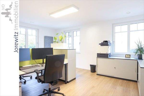 020 - Gewerbefläche 1. OG links - Büro