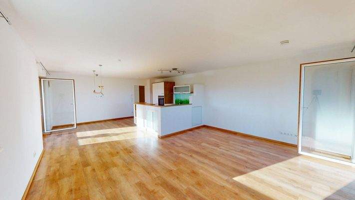 Blick vom Wohnzimmer zur Küche