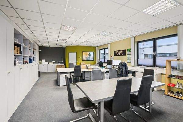 Büro im Erdgeschoss