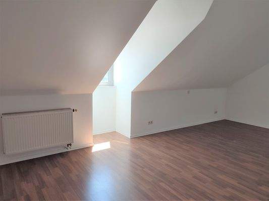 B51-53 - 4.OG li - Wohnen.jpg