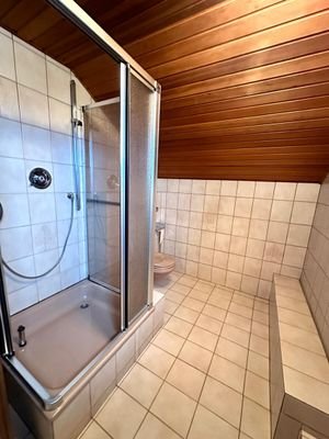 Badezimmer DG 