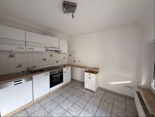 Küche mit EBK ausgestattet