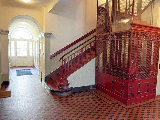 9051AL-03 Eingangsbereich