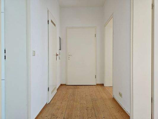 Flur, Wohnungstür.jpg