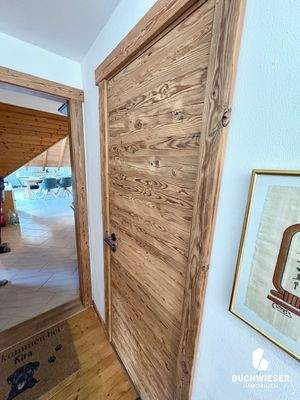 Stilvolle Altholztüren