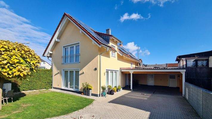 Haus - Carport offen