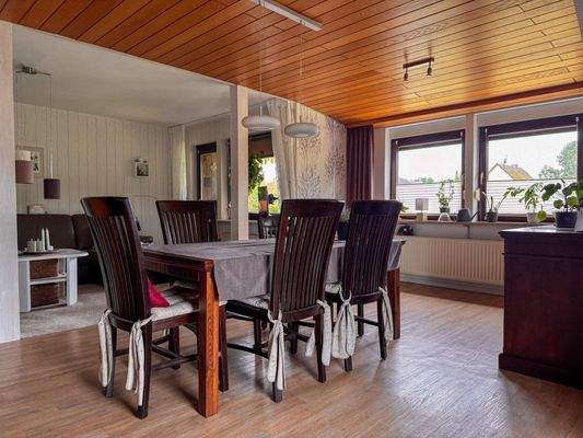 Wohn- und Essbereich