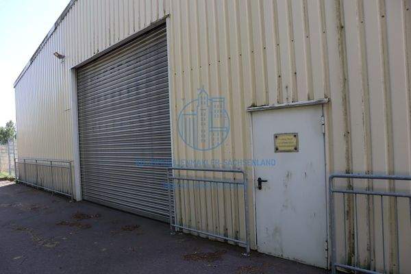 Toreinfahrt der Kalthalle 