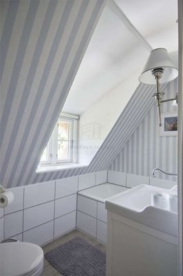 Wannenbad Dachgeschoss