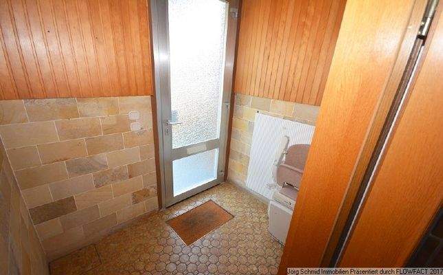 Windfang mit Treppenlift