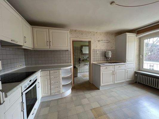 Wohnung-Alicenstr. 32, 35390 Gießen-2. OG-Einbaukü