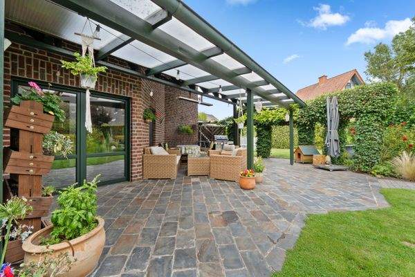 Überdachte Terrasse - Patrick Pfeiffer Immobilien Straelen