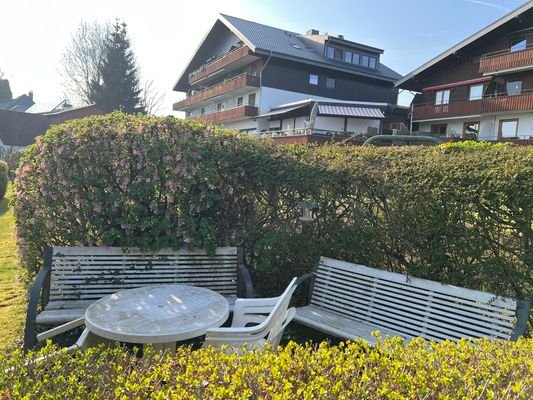 Terrassenecke im Garten zum See GE