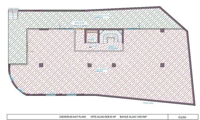 Business Center Near Metro on Busy Street in Üsküdar Istanbul