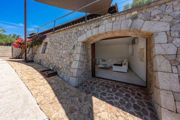 5ee540f6-ad2f-4108-8af5-bd60f611fdc4