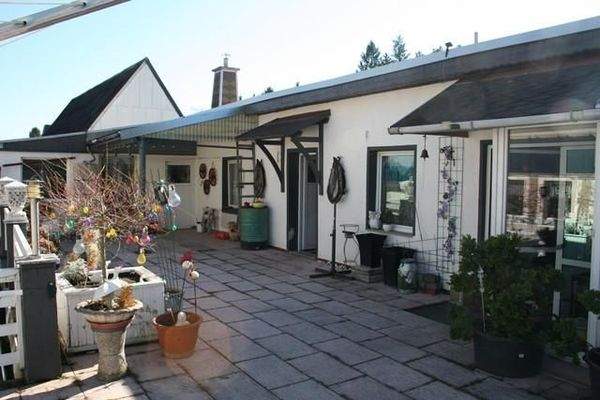 Seitengebäude OG mit Terrasse