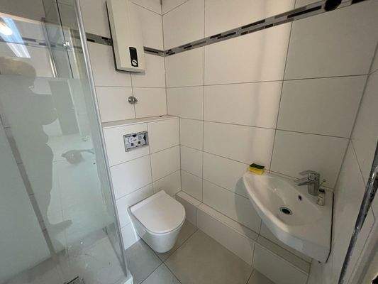 Frisch saniertes Bad